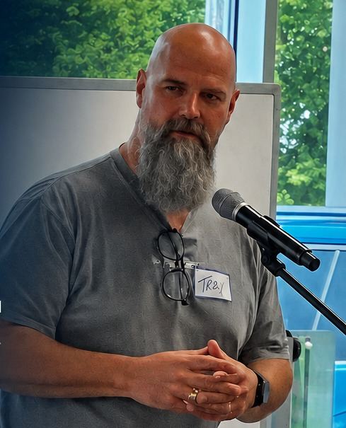 Troy Cooper teaching at a 5 IN 12 training